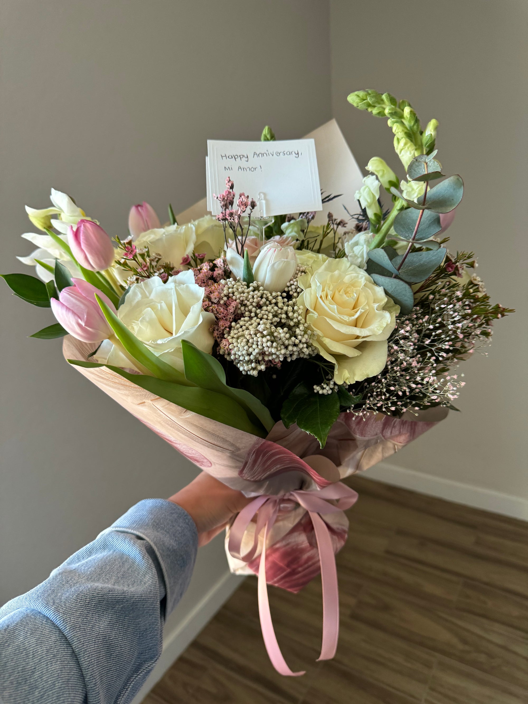 Seasonal Flower Mercado Bouquet-